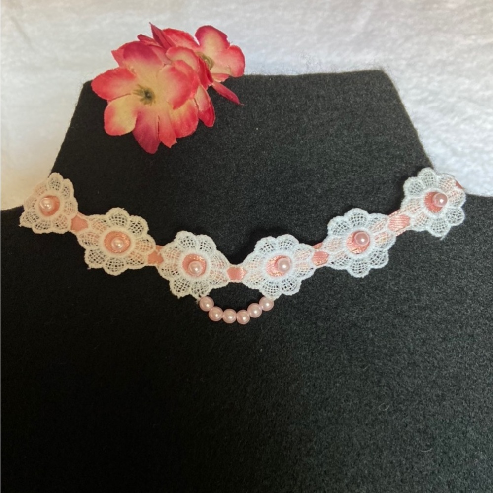 Handmade Lace Choker Necklace White Pink